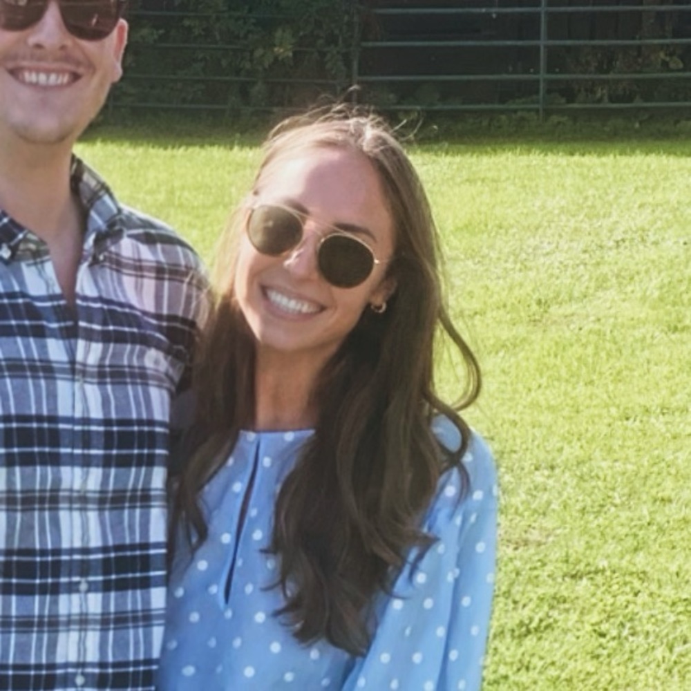 Meet your Posher, Caroline